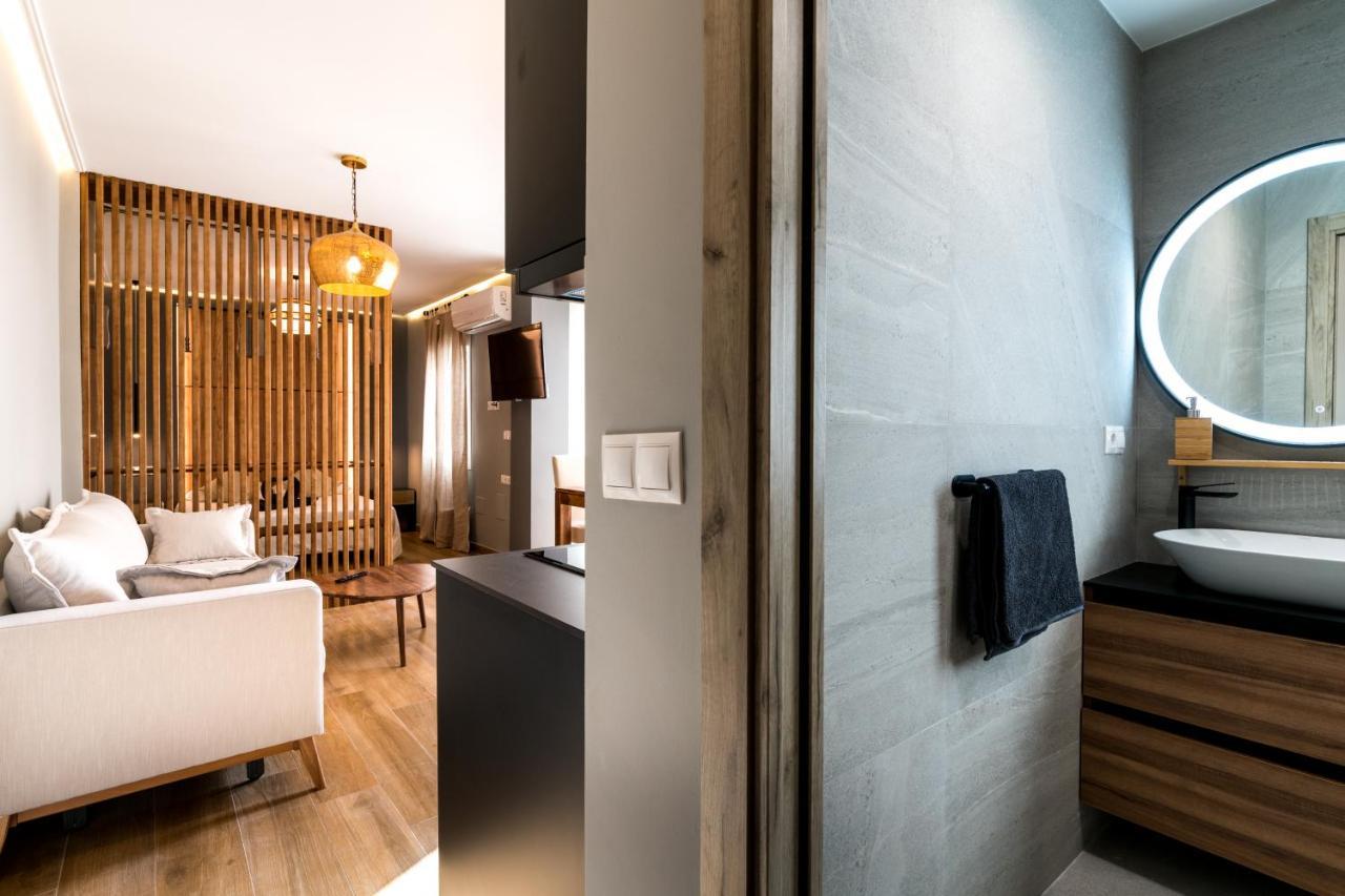 Triana Apartments Deluxe Seville Exterior photo